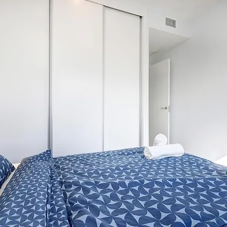 Charming 2 Bedroom Flat In Appartement Estepona
