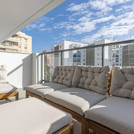 Charming 2 Bedroom Flat In شقة إِستيبونا